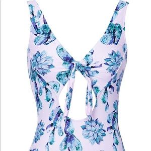 Cupshe one piece bathing suit